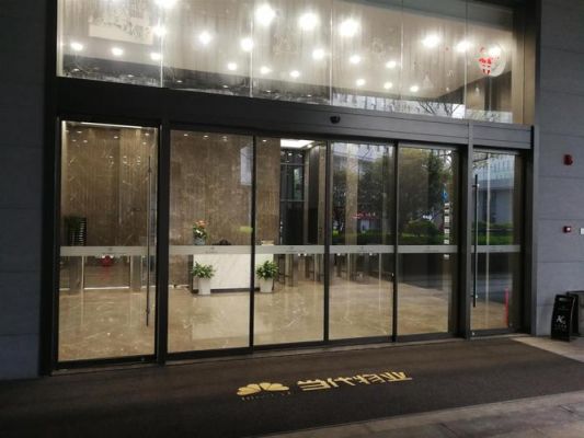 酒店感应锁滴20声开门?酒店感应门没电怎么开-图3 酒店感应锁滴20声开门?酒店感应门没电怎么开-图3