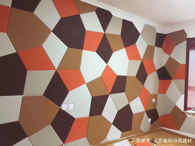 门上直接贴聚酯纤维吸音板来隔音效果好么？布艺吸音板要怎么做