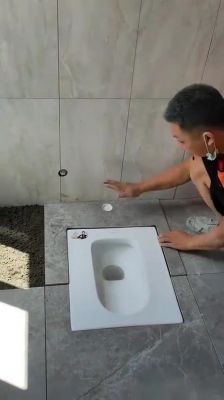 蹲厕有划痕怎么补救?蹲便器釉面磨花怎么补-图3 蹲厕有划痕怎么补救?蹲便器釉面磨花怎么补-图3