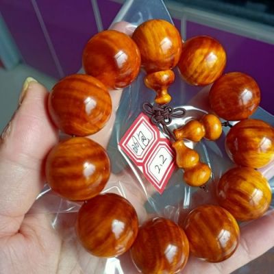 黑龙江伊春的松木手串，大约多少钱？具体什么木？怎么盘？新手，请赐教！谢谢？黑龙江红松手串怎么盘