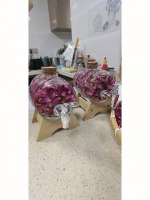 云南玫瑰露酒多少钱一瓶?愉悦玫瑰 家具-图3 云南玫瑰露酒多少钱一瓶?愉悦玫瑰 家具-图3