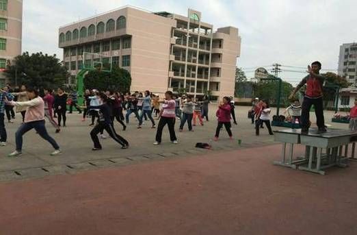 福州仓山区的这几所小学,大家可以帮我排排先后名次吗?东升江南印象家具-图3 福州仓山区的这几所小学,大家可以帮我排排先后名次吗?东升江南印象家具-图3