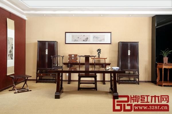 红漆树生长在什么地方?区氏臻品家具价格-图2 红漆树生长在什么地方?区氏臻品家具价格-图2