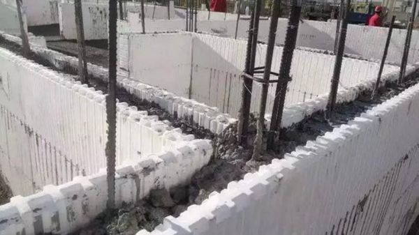 海容模块鱼池施工全过程?海容模块建庭院鱼池怎么样-图3 海容模块鱼池施工全过程?海容模块建庭院鱼池怎么样-图3