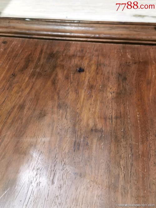 如何判断旧家具的材质?老家具鉴定专家-图2 如何判断旧家具的材质?老家具鉴定专家-图2