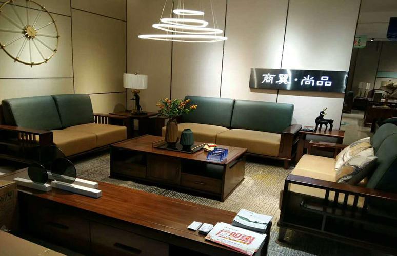 柏木是什么档次的木材？金丝白木家具的优缺点