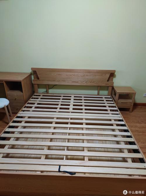 实木床翻新方法?实木家具如何简单翻新-图3 实木床翻新方法?实木家具如何简单翻新-图3