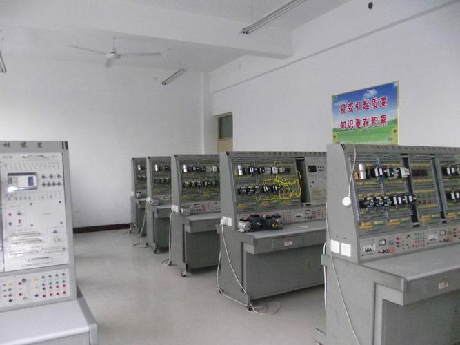 汝州技工学校有什么专科？汝州家具厂