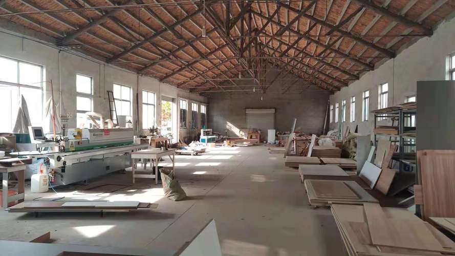 武汉哪有旧家具市场？武汉在转让家具厂