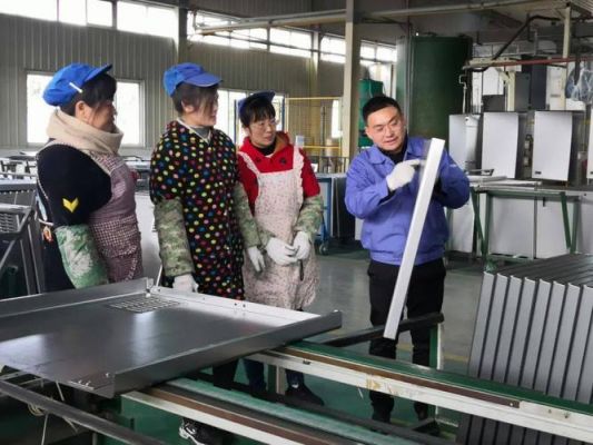 小林星星科技怎么样?小林家具厂-图2 小林星星科技怎么样?小林家具厂-图2