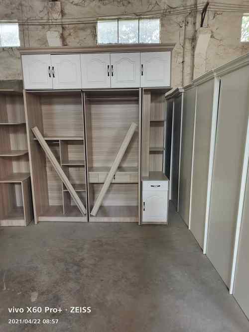 贵阳酒吧驻唱招聘信息?贵阳板式家具木工招聘-图3 贵阳酒吧驻唱招聘信息?贵阳板式家具木工招聘-图3