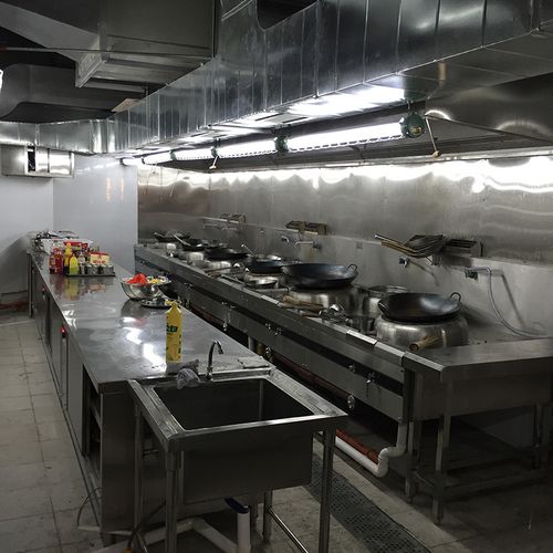 深圳市裕永泰厨具有限公司介绍?横岗安良家具厂-图1 深圳市裕永泰厨具有限公司介绍?横岗安良家具厂-图1