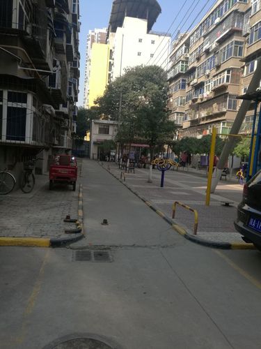 西安市结核病医院具体位置？胡家庙家具市场