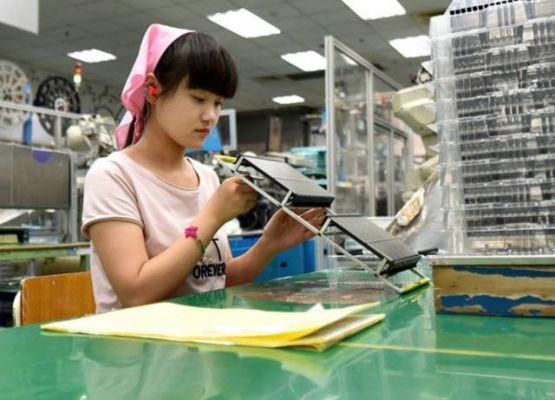 女士进家具厂干些什么，累不累？家具厂工作累吗