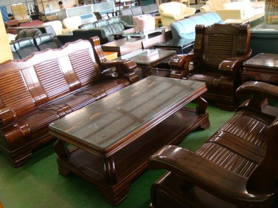 西安旧家具怎么扔?西安回收旧家具-图1 西安旧家具怎么扔?西安回收旧家具-图1