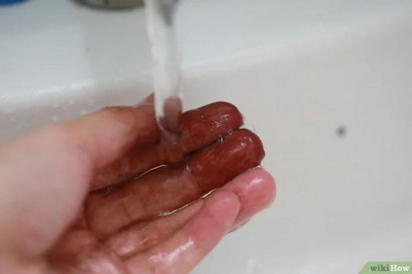 染发膏弄在家具上怎么清洗?染发膏弄到家具上-图3 染发膏弄在家具上怎么清洗?染发膏弄到家具上-图3